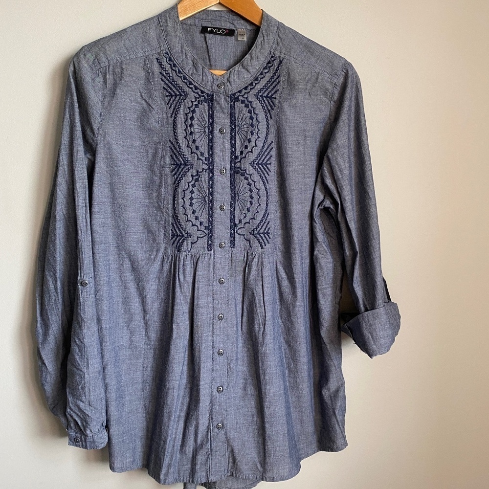 Fylo Women's Boho Bluish-Gray Button‎ Up Long Sleeve Mock Neck Blouse Size Large